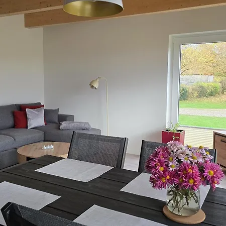Sonnenwiese Grosszuegiges Haus Mit Kamin Nahe Ostsee * Kalkhorst