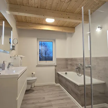 Sonnenwiese Grosszuegiges Haus Mit Sauna Und Kamin Nahe Ostsee Kalkhorst